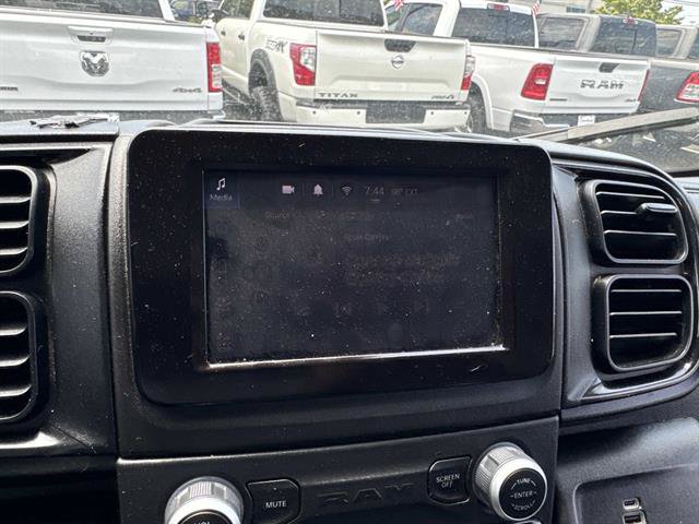 Used 2025 RAM ProMaster 2500 w/ Convenience Group FWD image 16