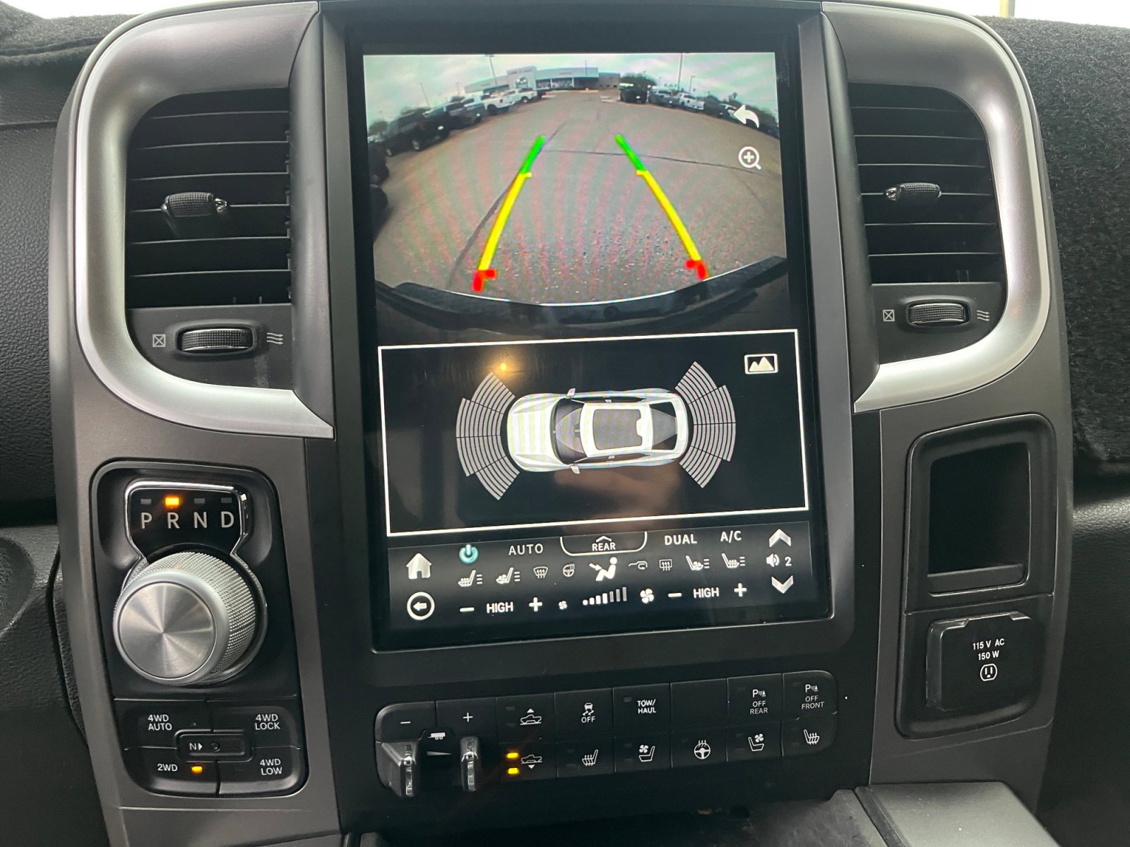 Used 2016 RAM 1500 Limited image 29