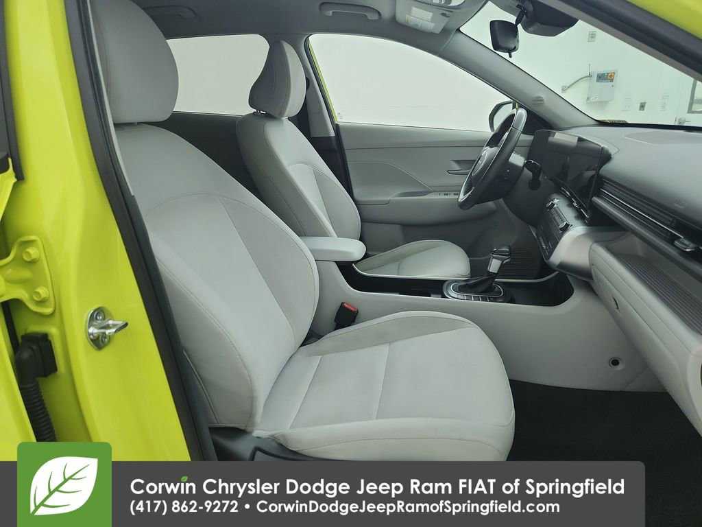 Used 2024 Hyundai Kona SEL image 24