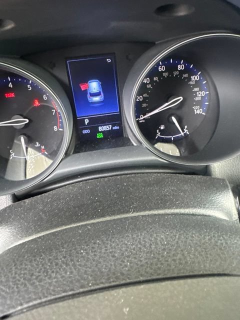 Used 2020 Toyota C-HR XLE FWD image 5