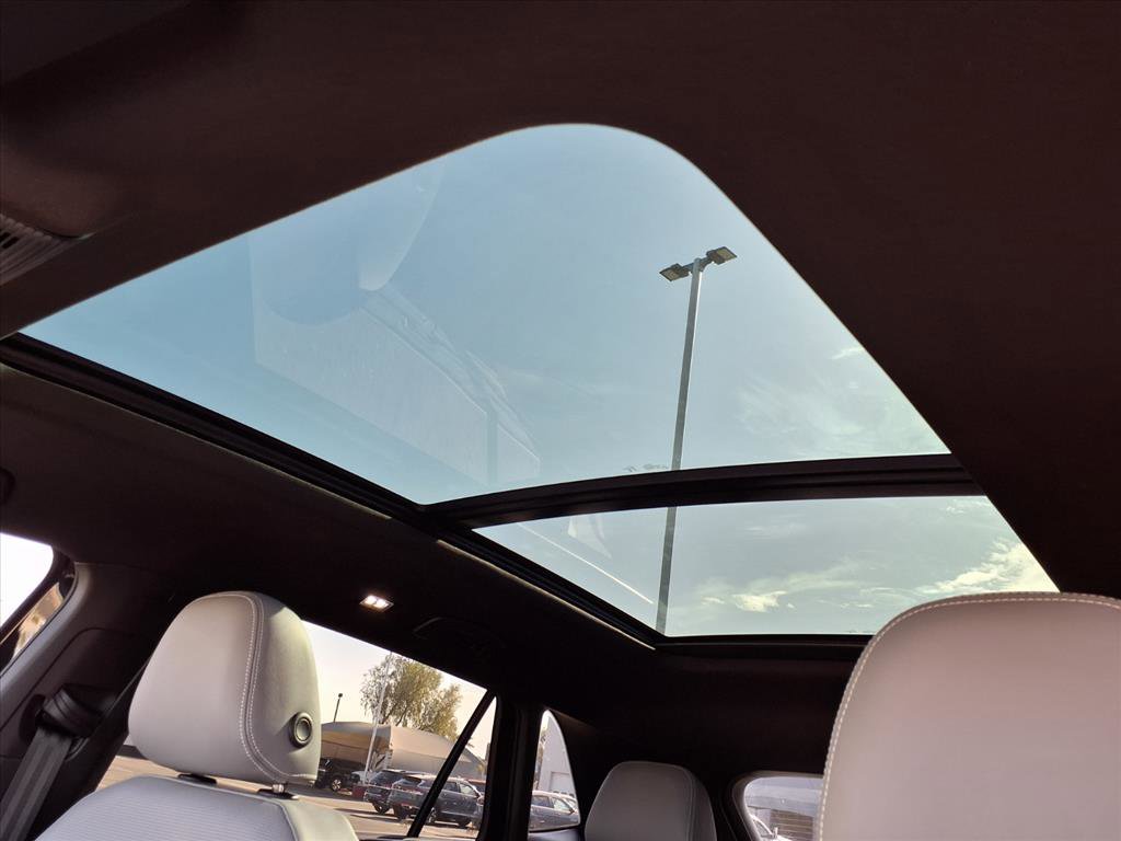 New 2026 Volkswagen Atlas Cross Sport SEL R-Line image 10