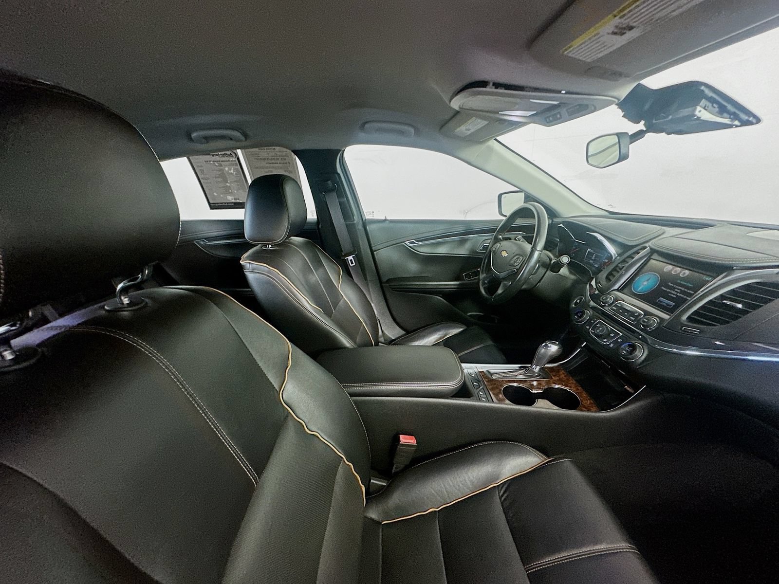 Used 2015 Chevrolet Impala LTZ FWD image 29