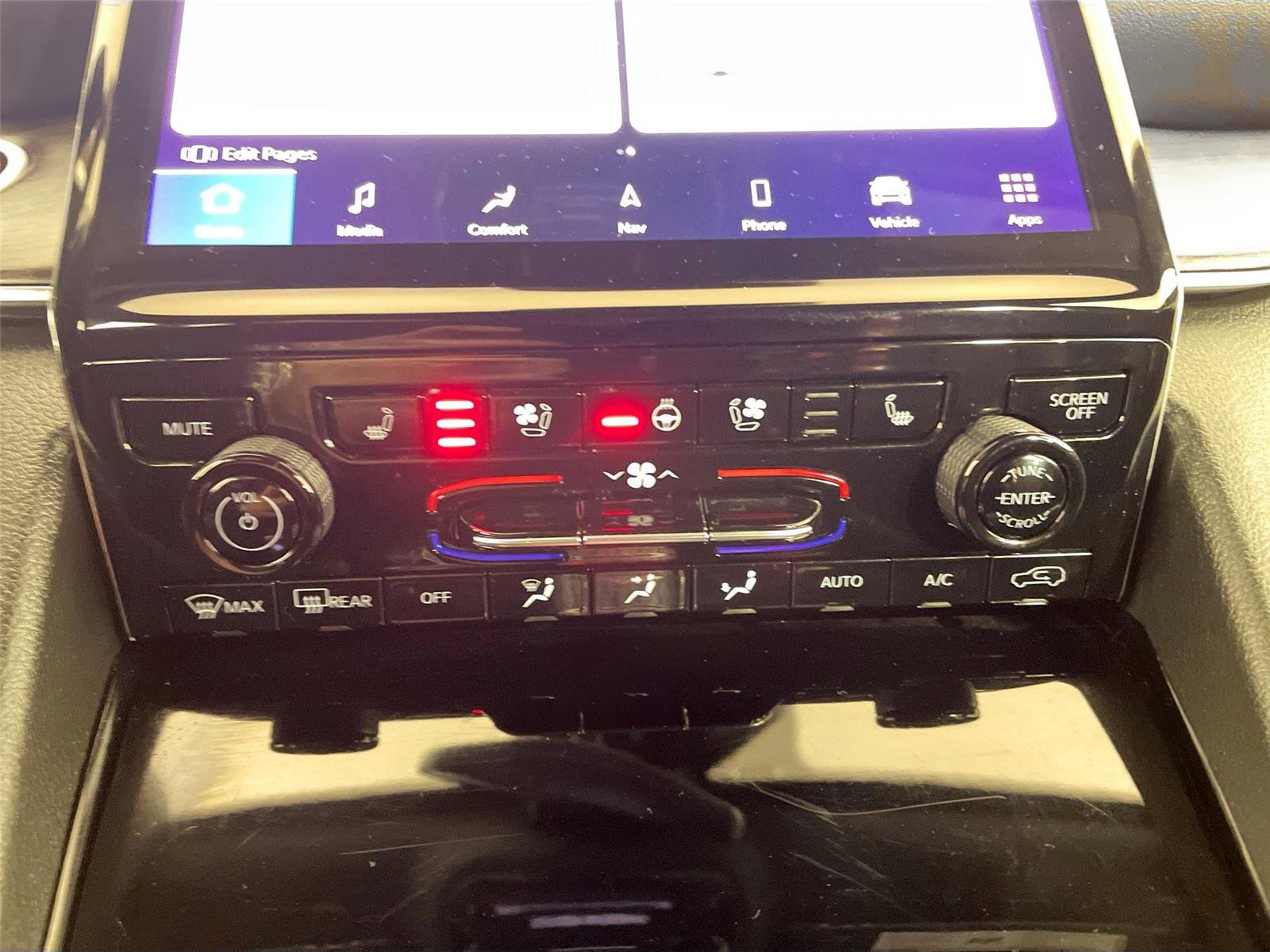 Used 2023 Jeep Grand Cherokee L Overland AWD/4WD image 9