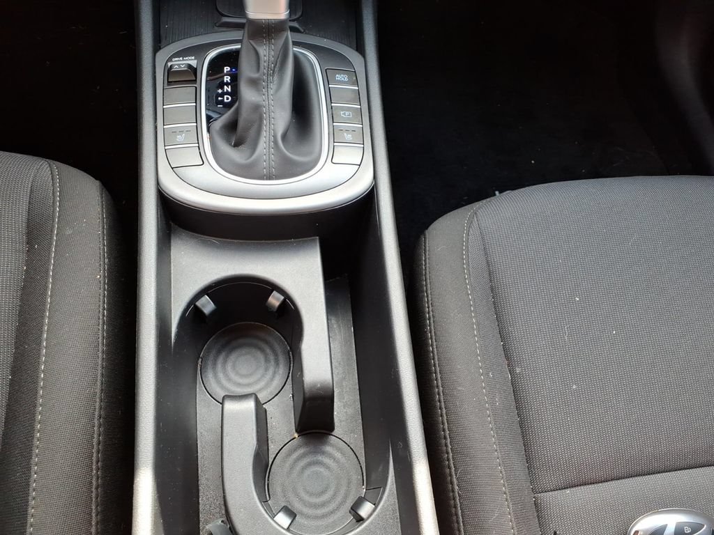 Used 2026 Hyundai Kona SEL Sport FWD image 21