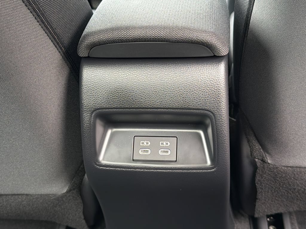 Used 2025 Toyota Corolla LE w/ LE Premium Package FWD image 15