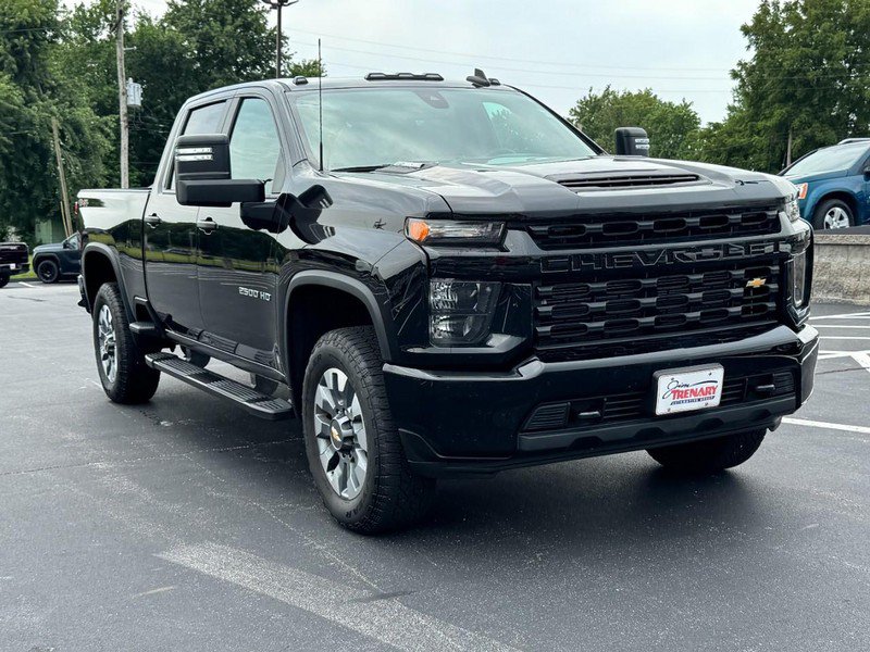 Used 2023 Chevrolet Silverado 2500 Custom w/ Custom Value Package AWD/4WD image 2