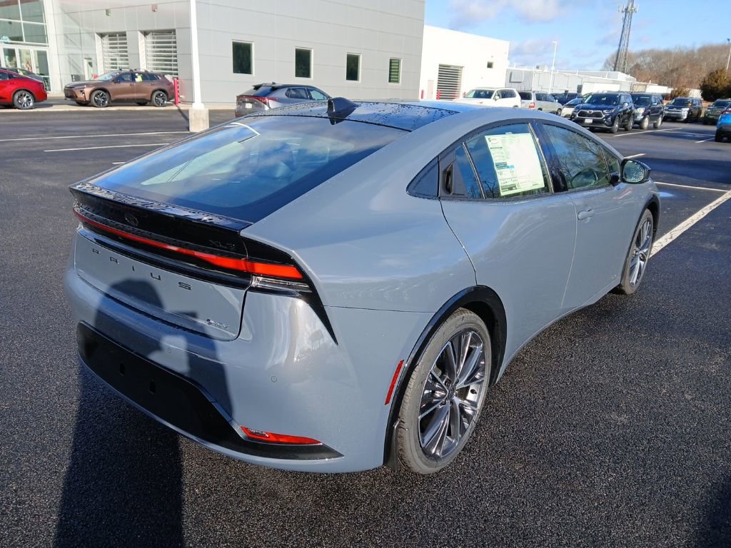 New 2026 Toyota Prius XLE image 3