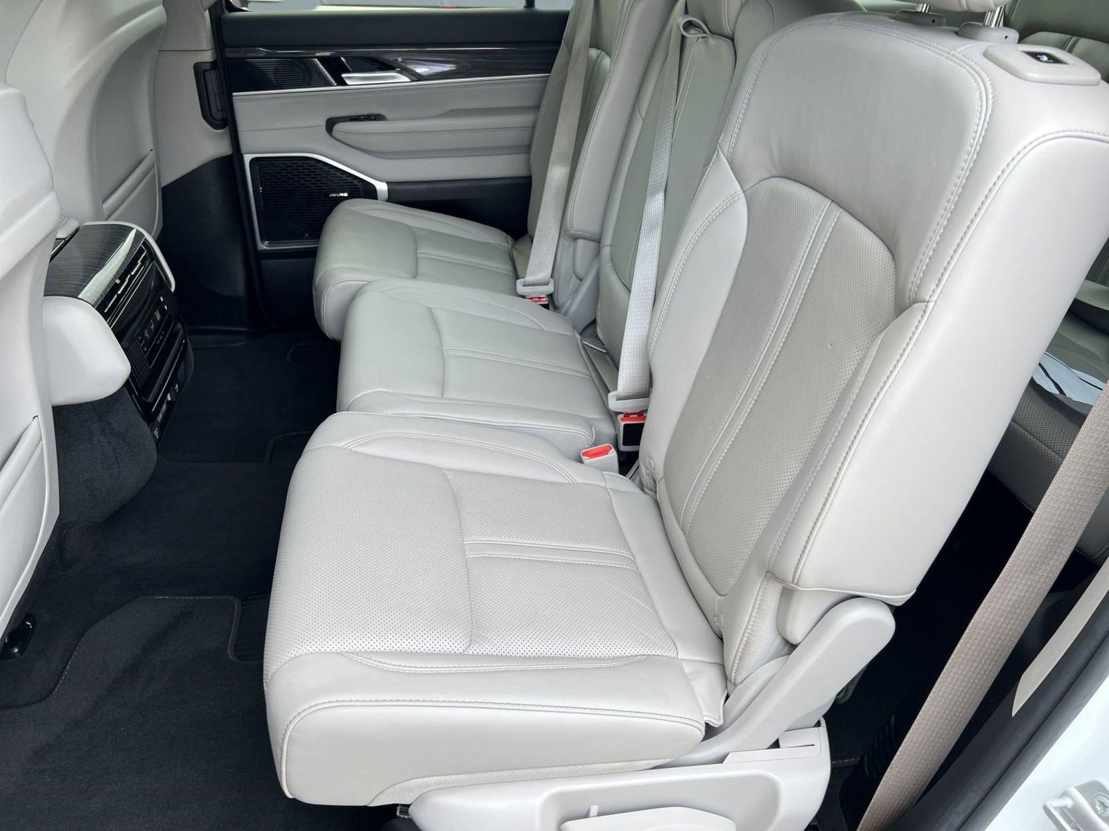 Used 2022 Jeep Wagoneer Series II image 15