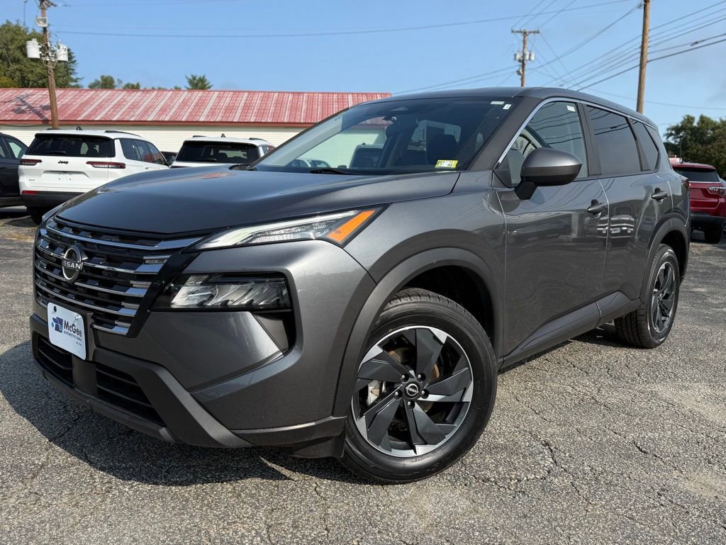 Used 2024 Nissan Rogue SV