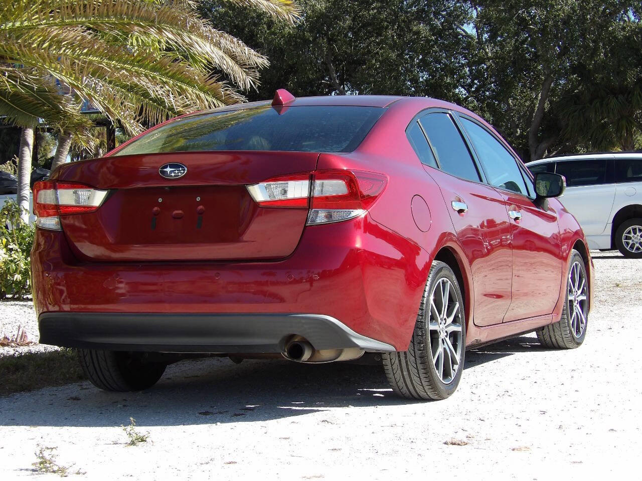 Used 2017 Subaru Impreza 2.0i Limited image 7