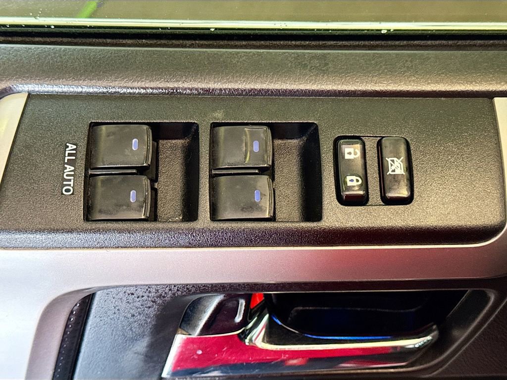 Used 2019 Toyota 4Runner Limited AWD/4WD image 21