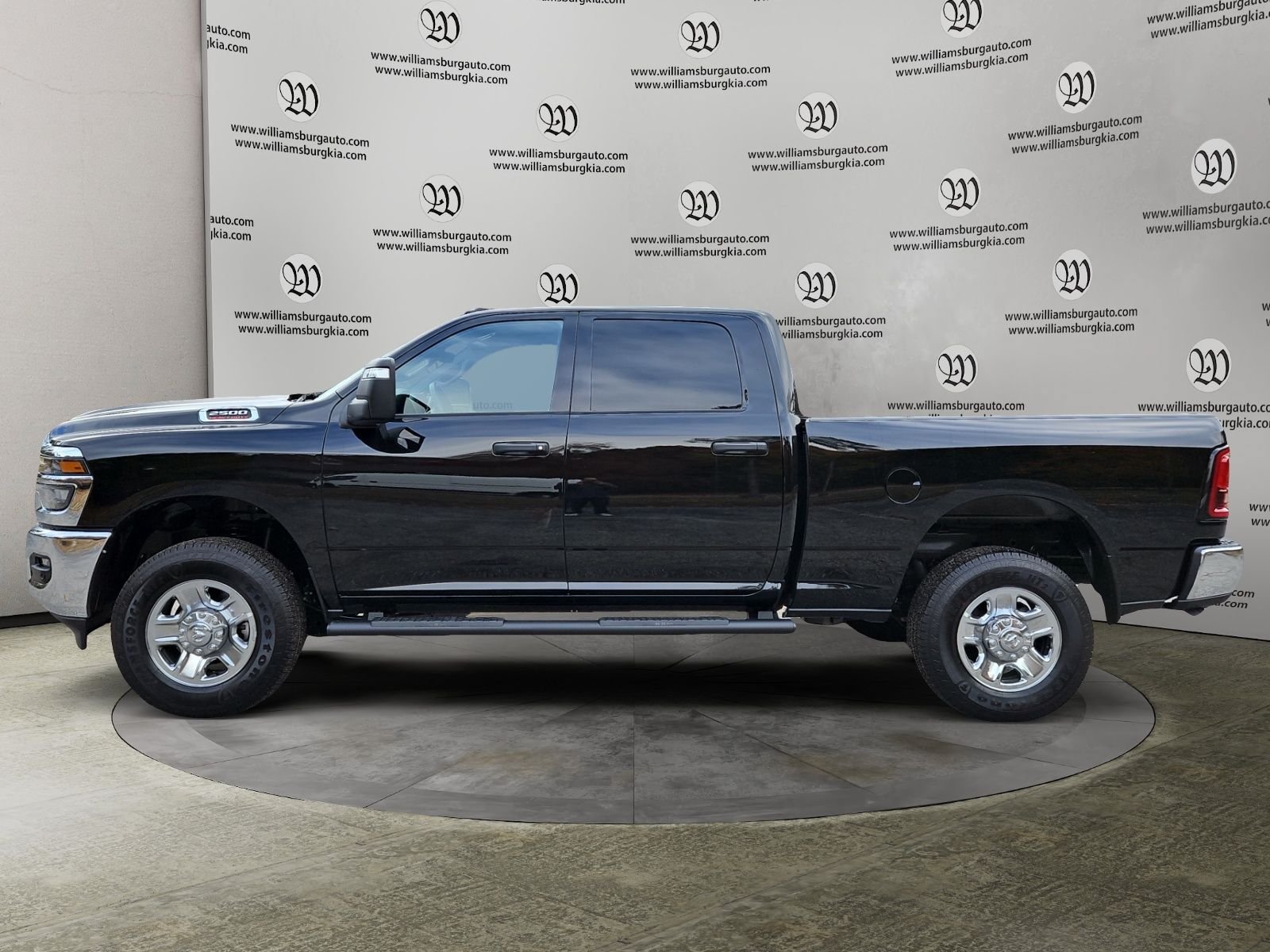 New 2026 RAM 2500 Tradesman AWD/4WD image 2