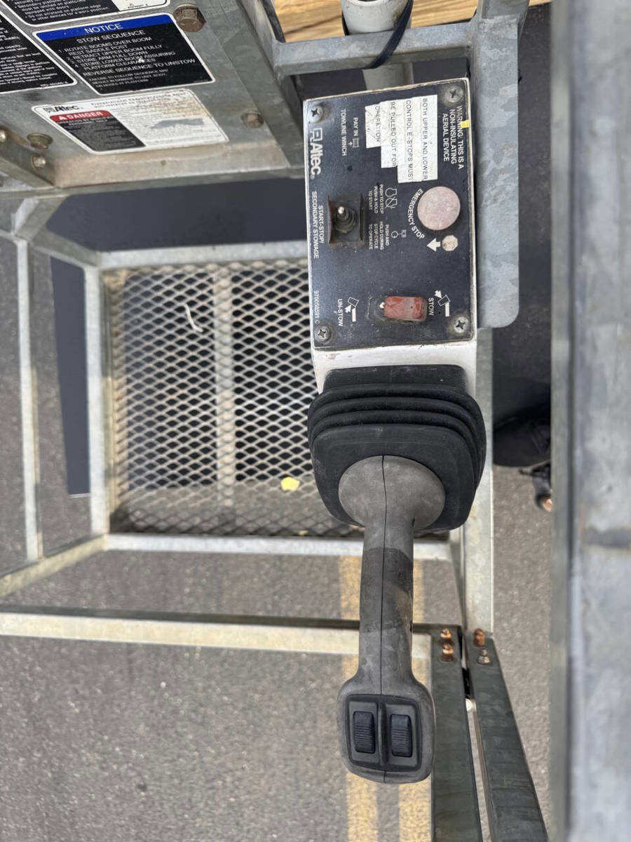 Used 2014 Ford F550 2WD Regular Cab Super Duty w/ Snow Plow Prep Package image 17