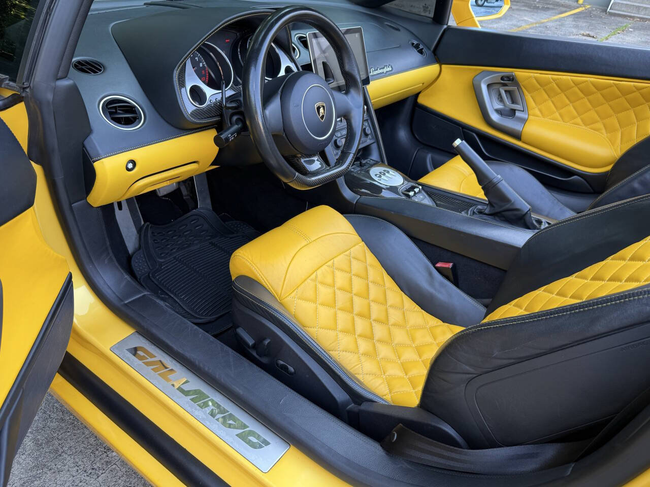 Used 2011 Lamborghini Gallardo LP 560-4 AWD/4WD image 16