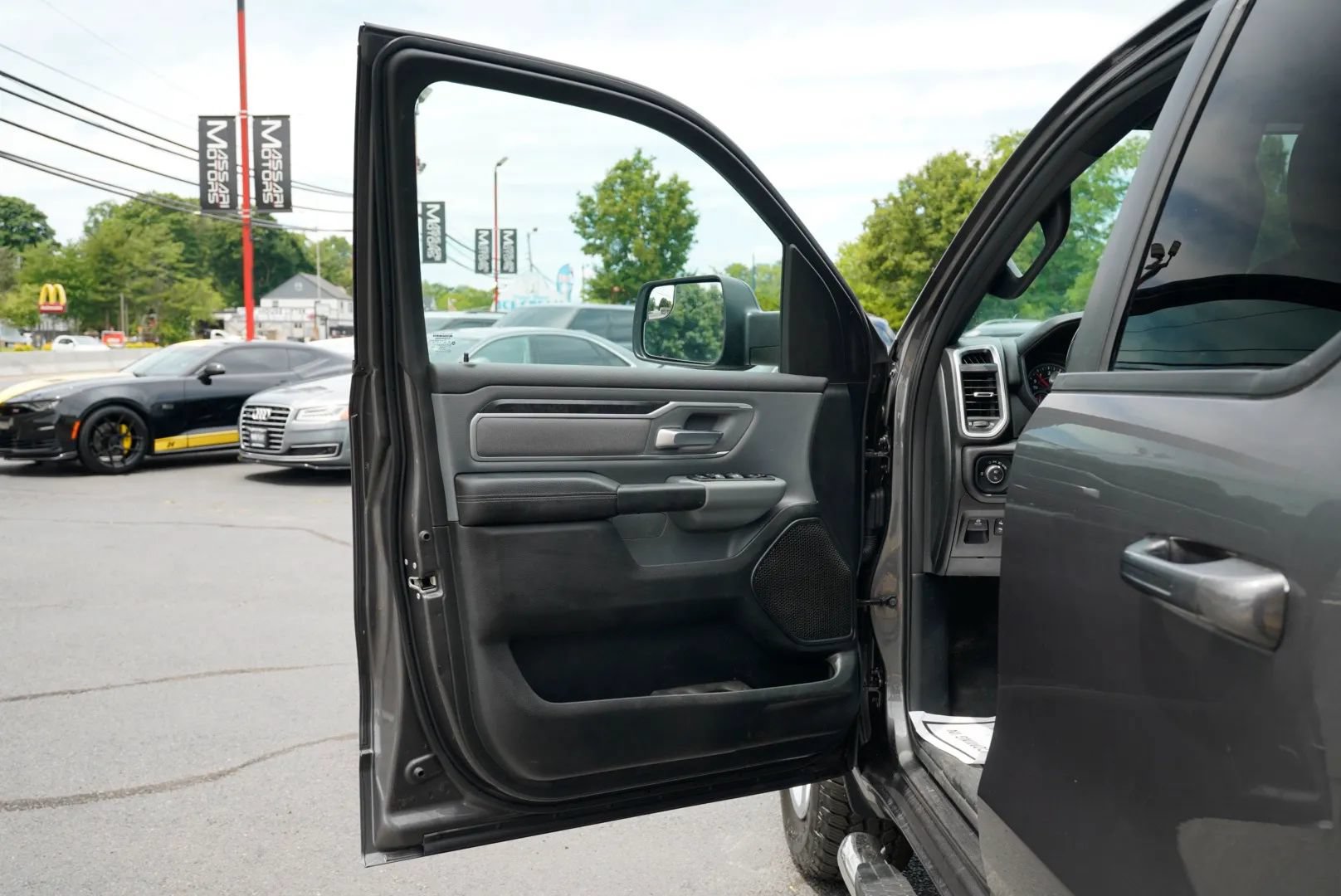 Used 2021 RAM 1500 Big Horn AWD/4WD image 20