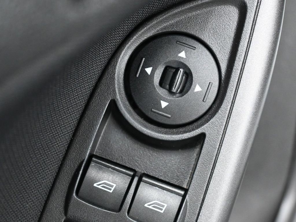 Used 2017 Ford Focus SEL image 11