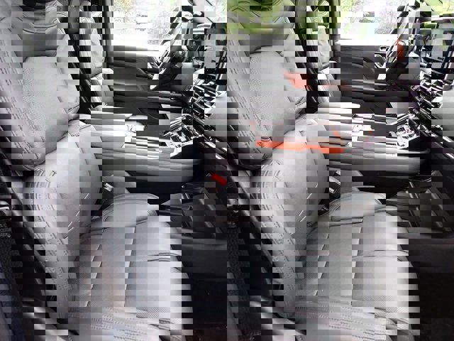 New 2024 Lincoln Navigator L Reserve image 11