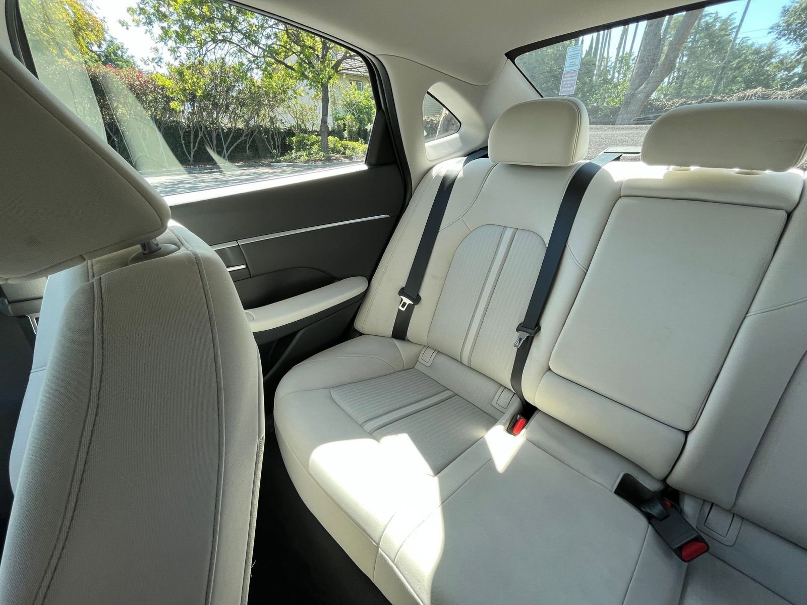 Used 2025 Hyundai Sonata SEL FWD image 39