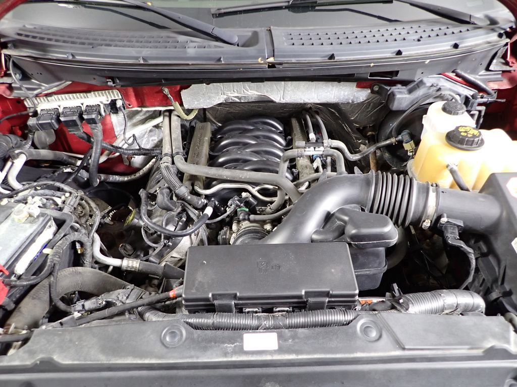 Used 2013 Ford F150 Lariat w/ Mid Equipment Group image 9