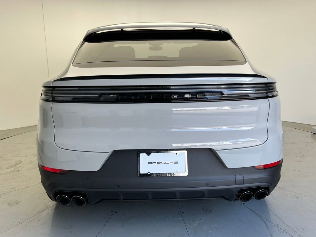 New 2026 Porsche Cayenne Coupe image 21