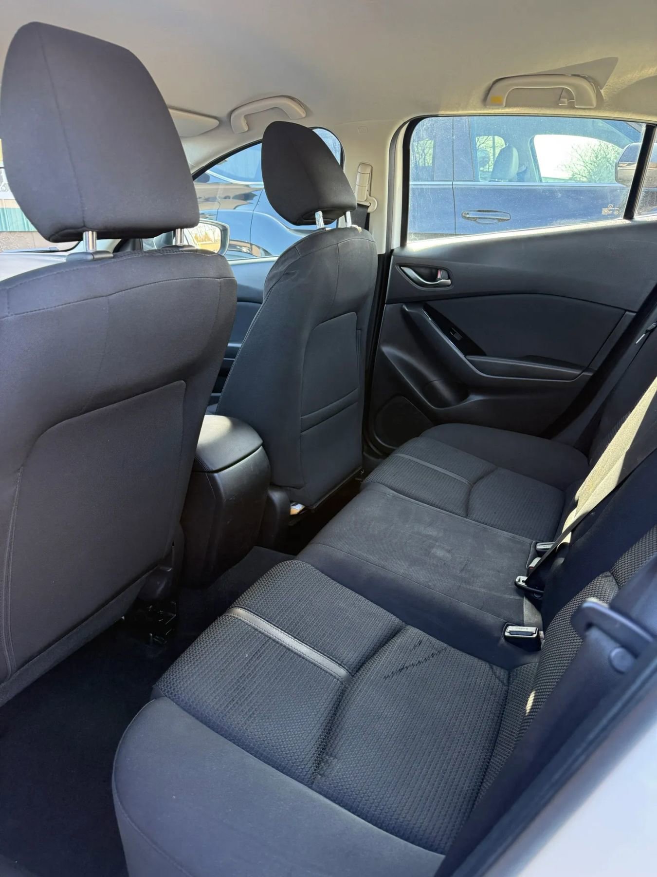 Used 2018 MAZDA MAZDA3 Sport w/ Preferred Equipment Package image 12