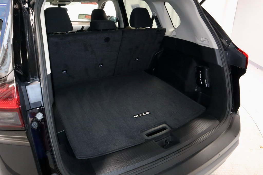 Certified 2023 Nissan Rogue S image 14