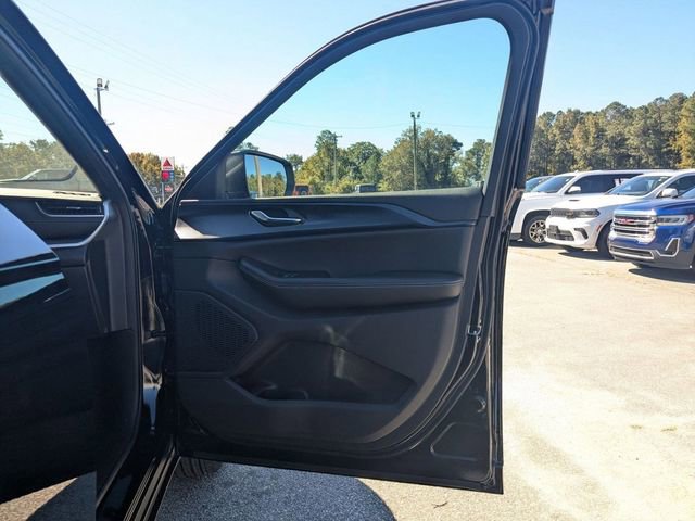 New 2025 Jeep Grand Cherokee Laredo RWD image 35