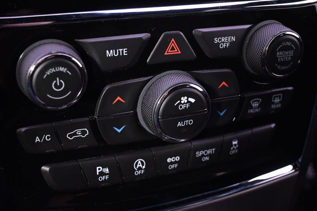 Used 2020 Jeep Grand Cherokee Trailhawk AWD/4WD image 30