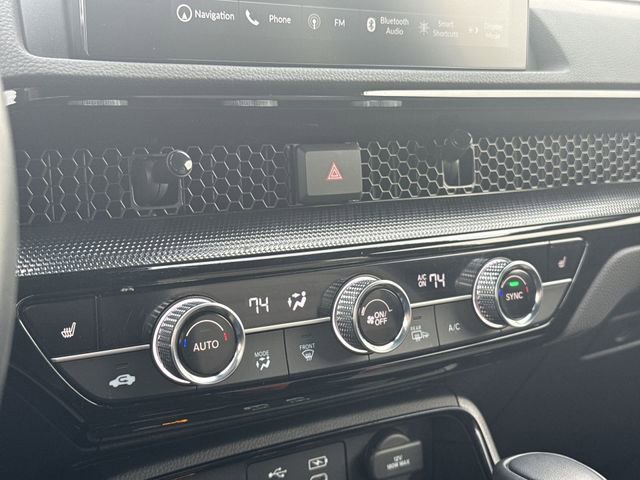 Used 2024 Honda CR-V Sport Touring image 18