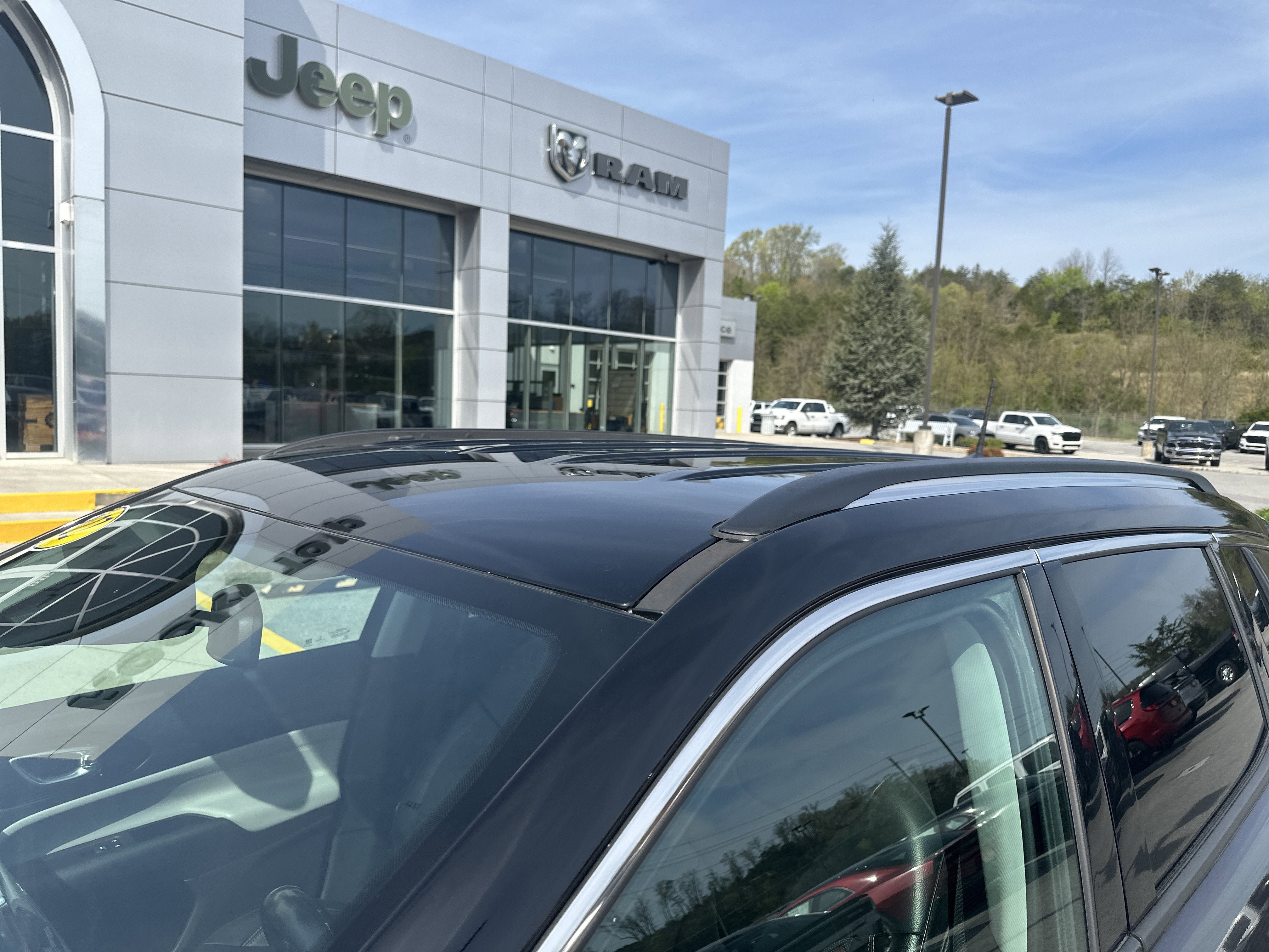 Used 2022 Jeep Compass Limited AWD/4WD image 12