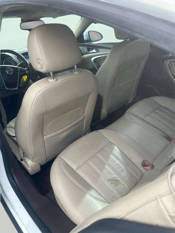 Used 2012 Buick Regal Leather FWD image 16