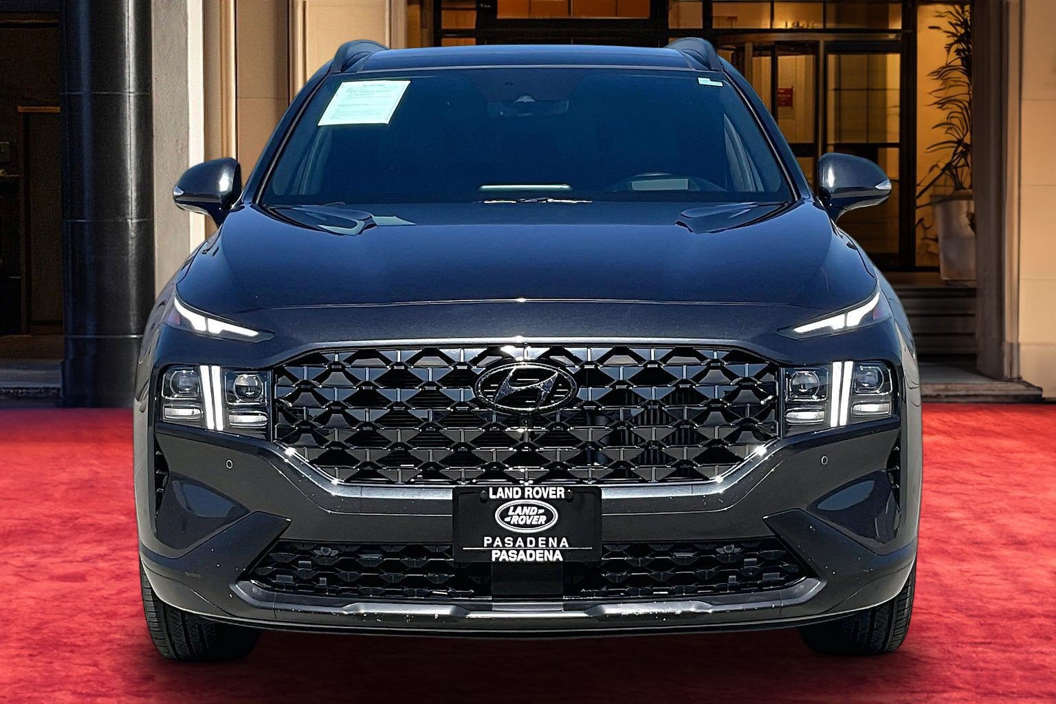 Used 2023 Hyundai Santa Fe Calligraphy FWD image 3