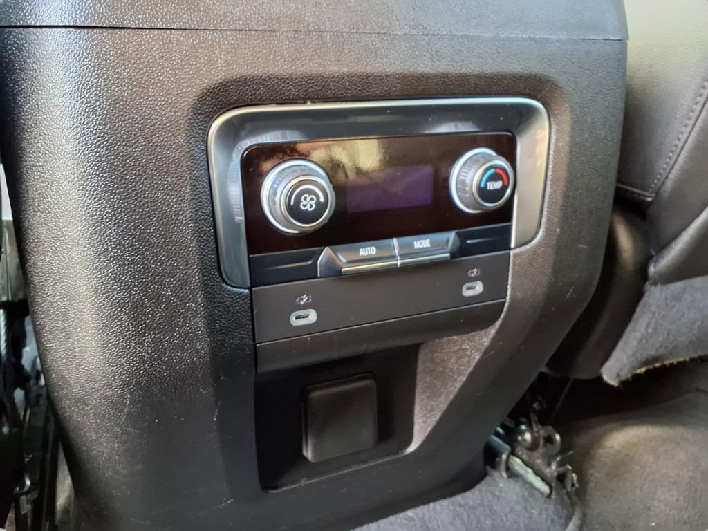 Used 2024 Chevrolet Tahoe LT image 27