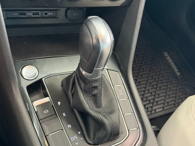 Used 2018 Volkswagen Tiguan SE FWD image 22