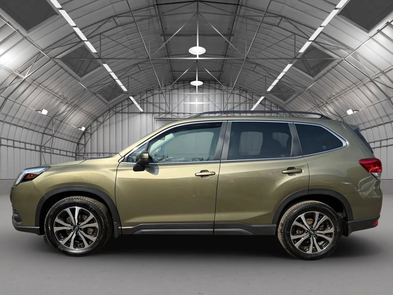 Used 2023 Subaru Forester Limited image 8