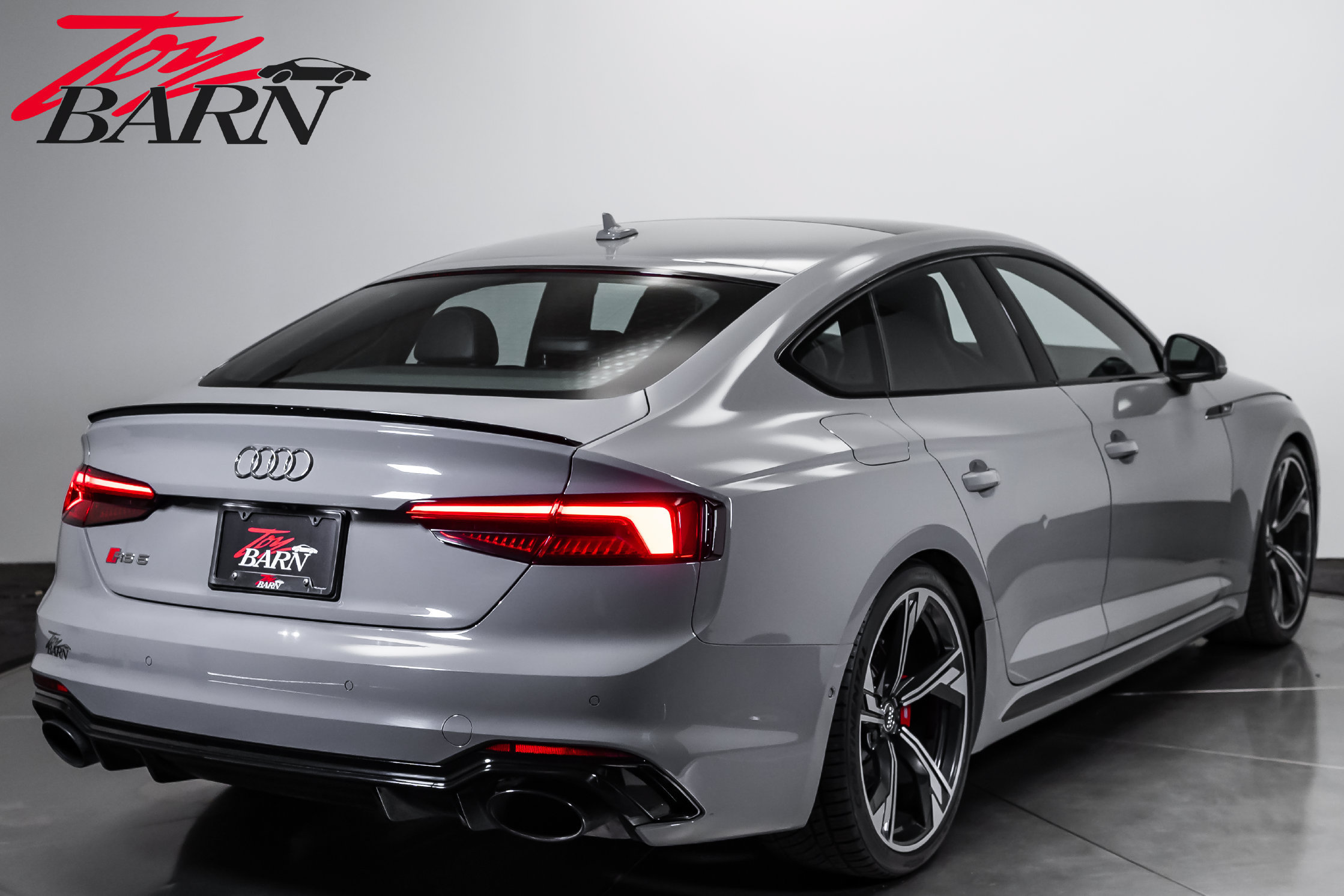 Used 2019 Audi RS 5 Sportback w/ RS Driver Assistance Package AWD/4WD image 5