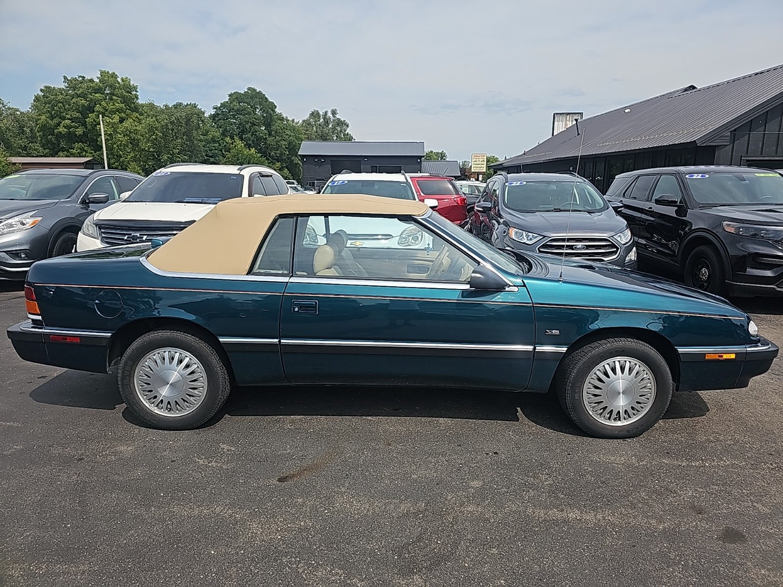 Used 1993 Chrysler LeBaron LX FWD image 2