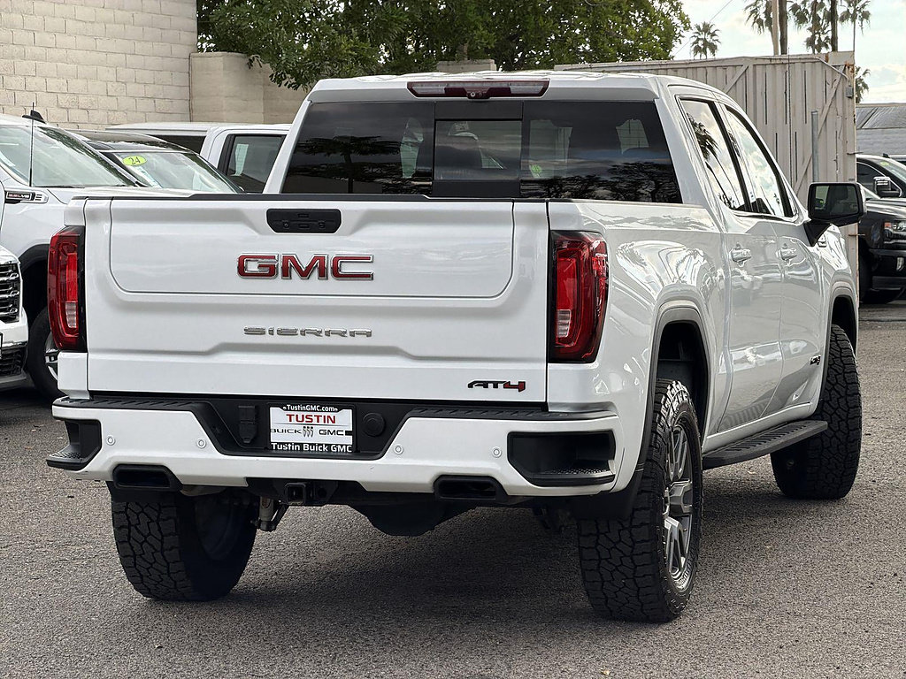 Used 2021 GMC Sierra 1500 AT4 w/ AT4 Premium Package AWD/4WD image 5