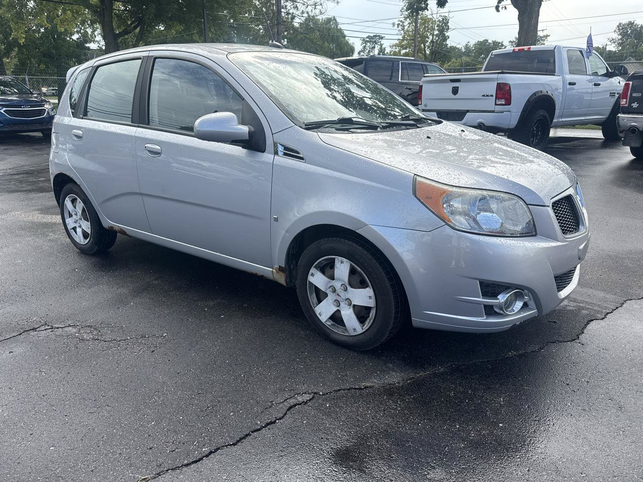Used 2009 Pontiac G3 w/ Cruisin' Package FWD image 1