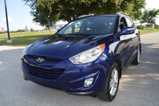 Used 2013 Hyundai Tucson GLS FWD image 1