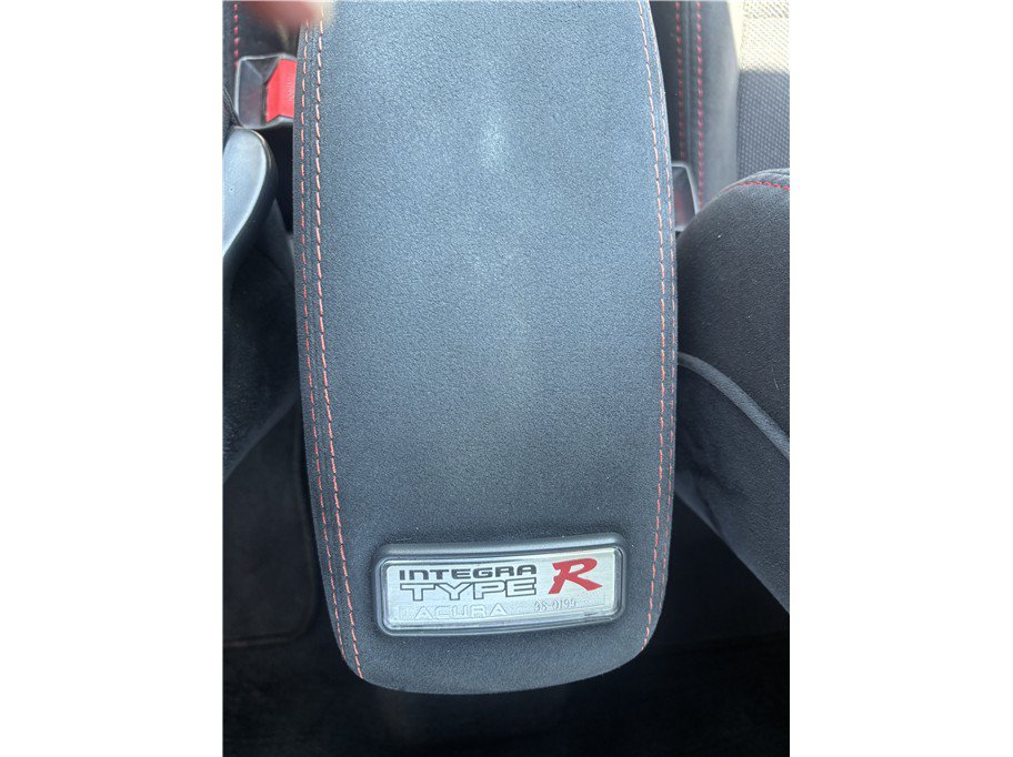 Used 1998 Acura Integra Type R FWD image 12