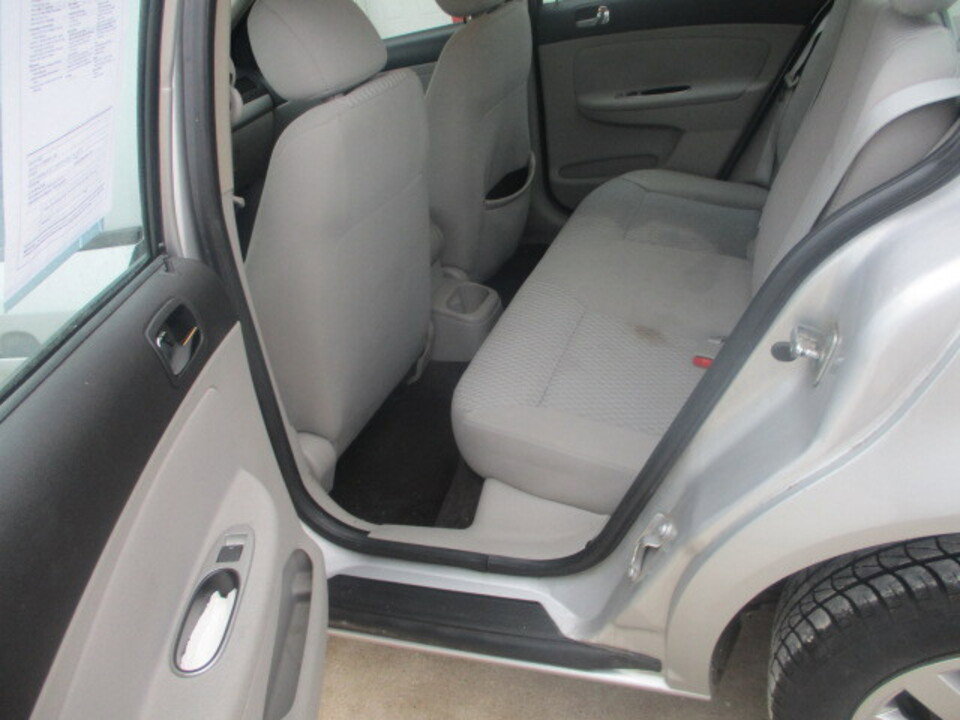 Used 2010 Chevrolet Cobalt LT image 21