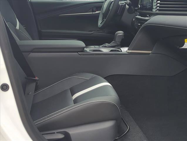 Certified 2025 Toyota Camry SE FWD image 19