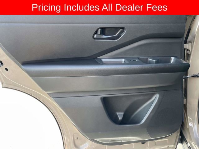 Used 2023 Nissan Pathfinder Rock Creek AWD/4WD image 17