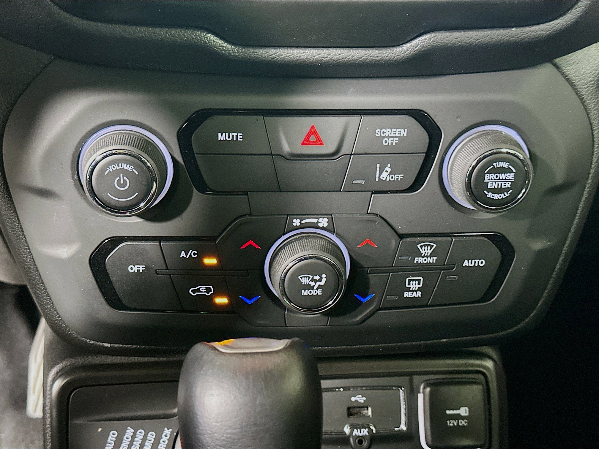 Used 2022 Jeep Renegade Trailhawk AWD/4WD image 24