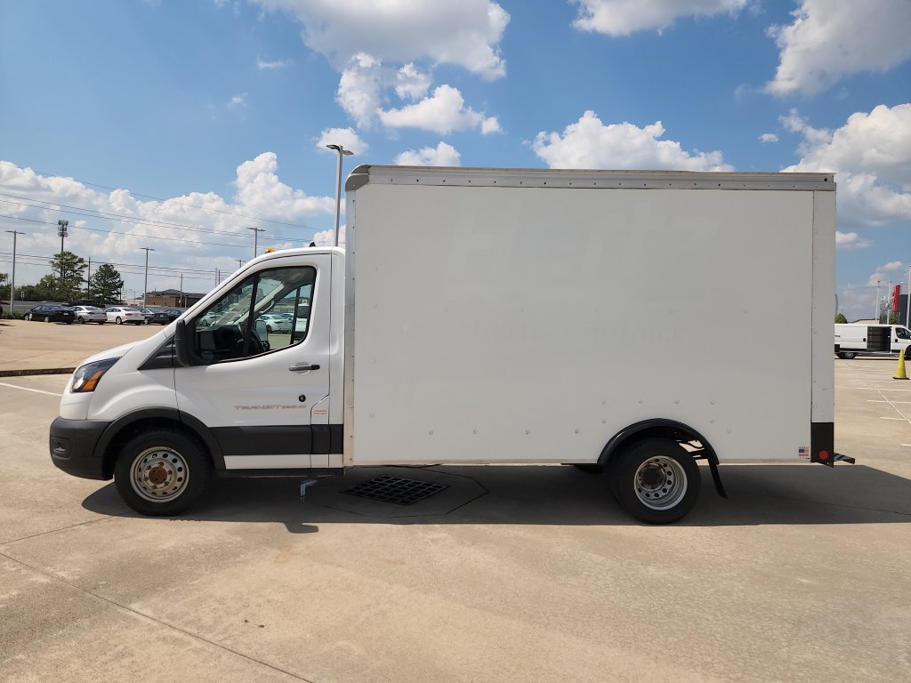 Used 2023 Ford Transit 350 DRW RWD image 8