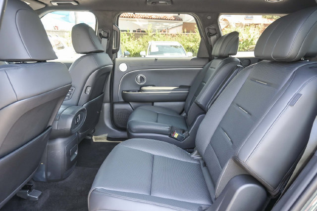 New 2026 Hyundai Palisade Calligraphy AWD/4WD image 18