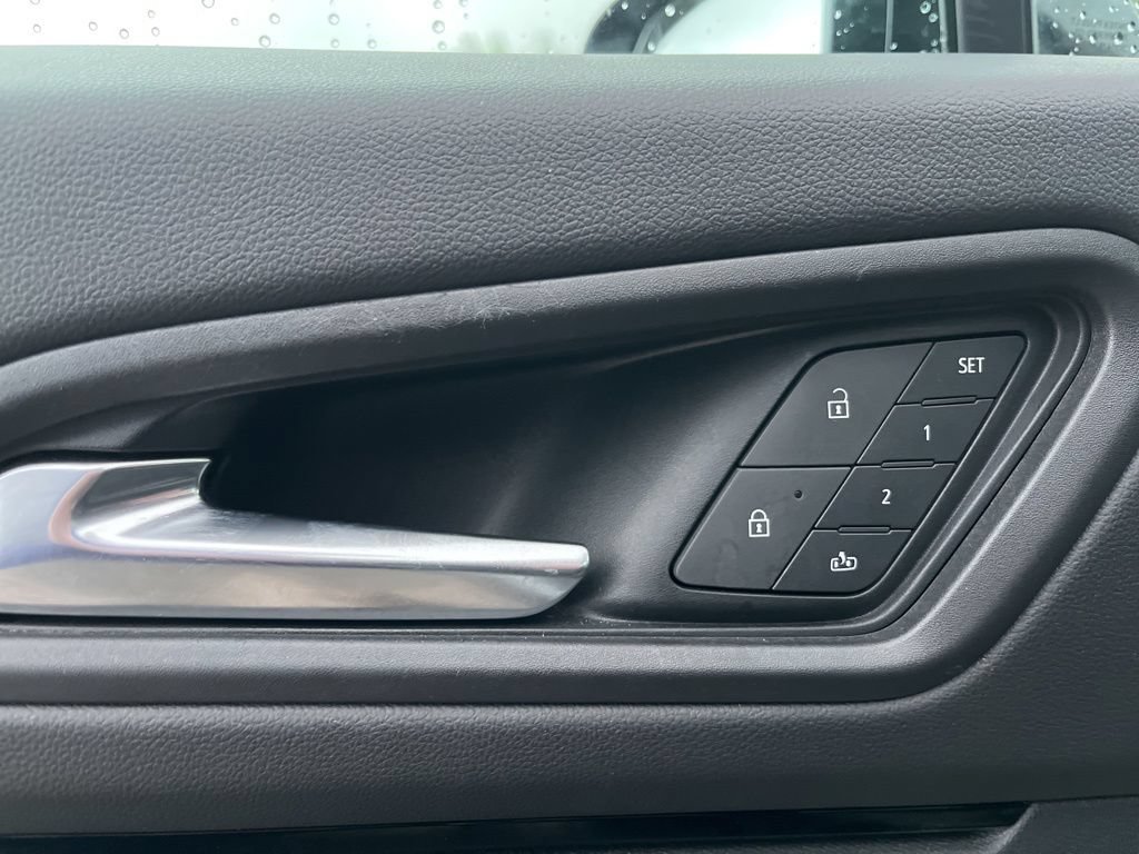 Used 2024 Honda Prologue Touring image 12