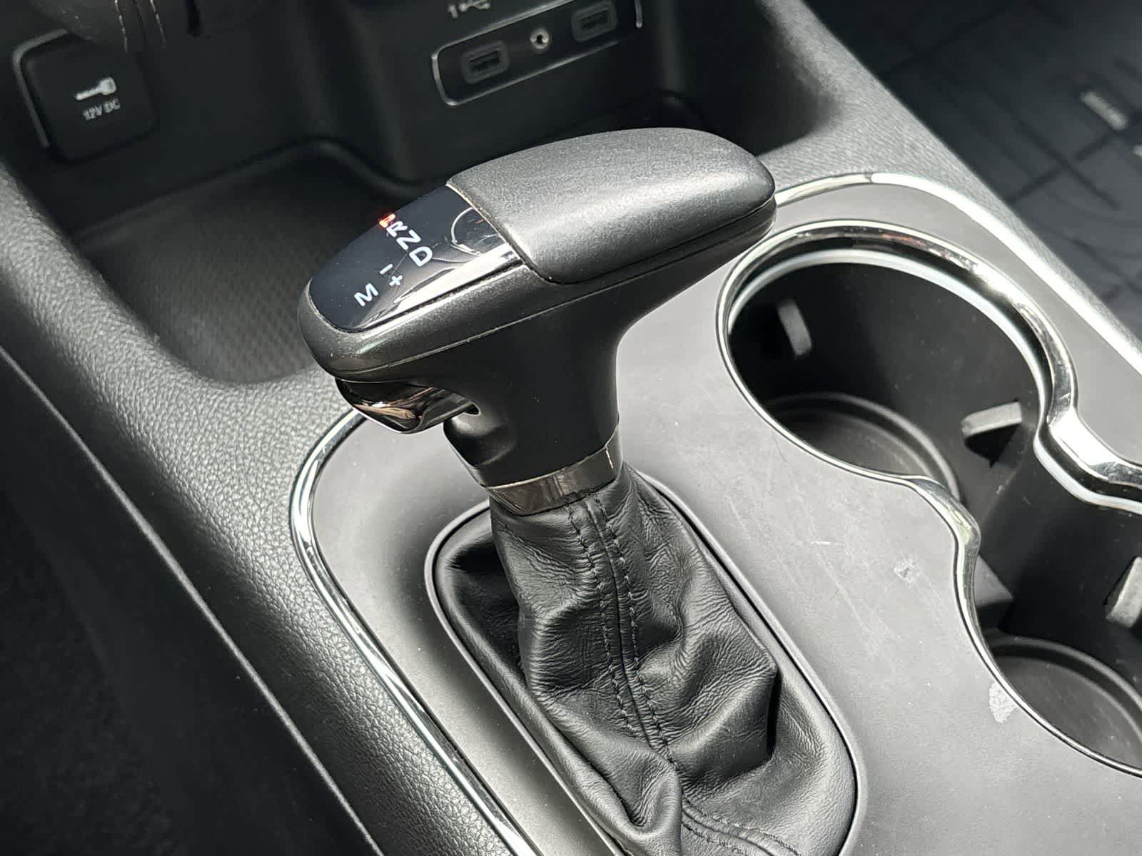 Used 2019 Dodge Durango R/T w/ Technology Group AWD/4WD image 28
