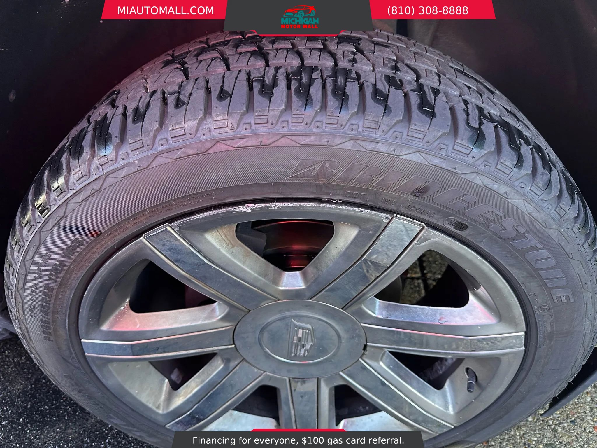 Used 2017 Cadillac Escalade ESV Luxury image 34